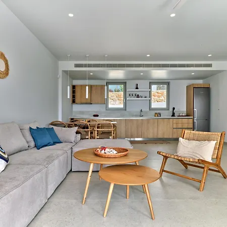 Villa Nala With Sea Views And Private Pool