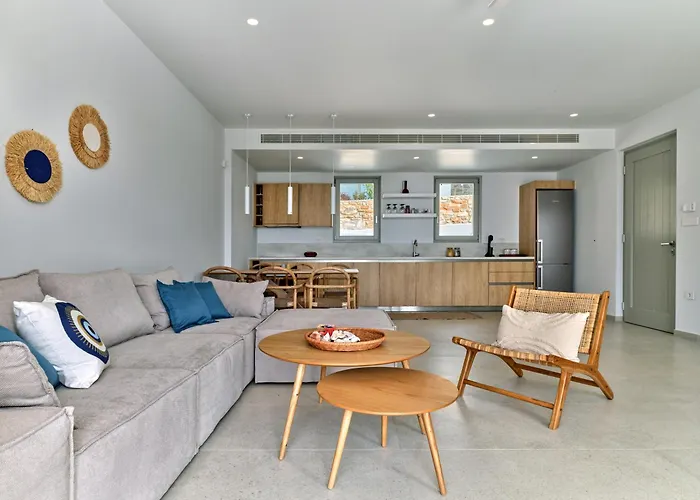 Villa Nala With Sea Views And Private Pool